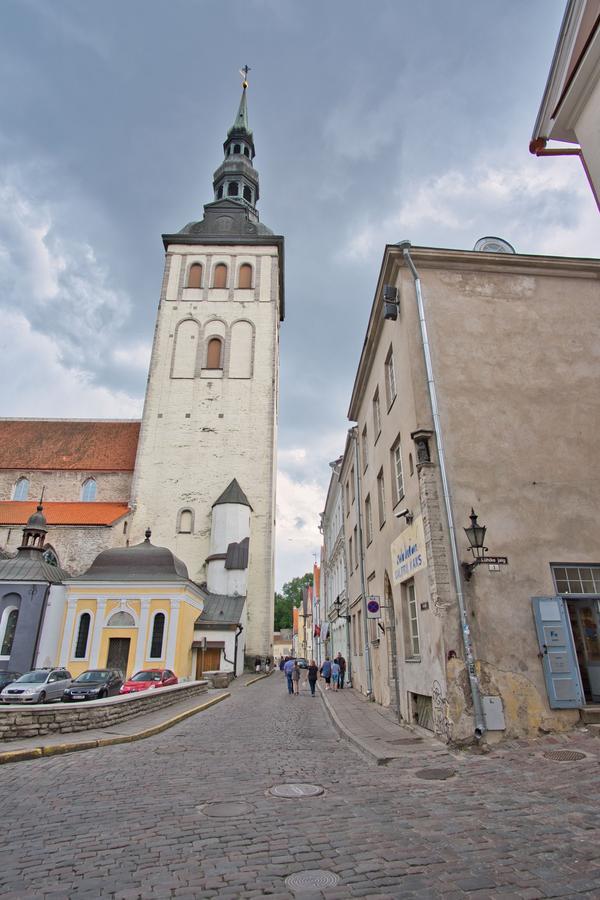 Dream Stay - Old Town Church View Apartment With Sauna Tallinn Extérieur photo