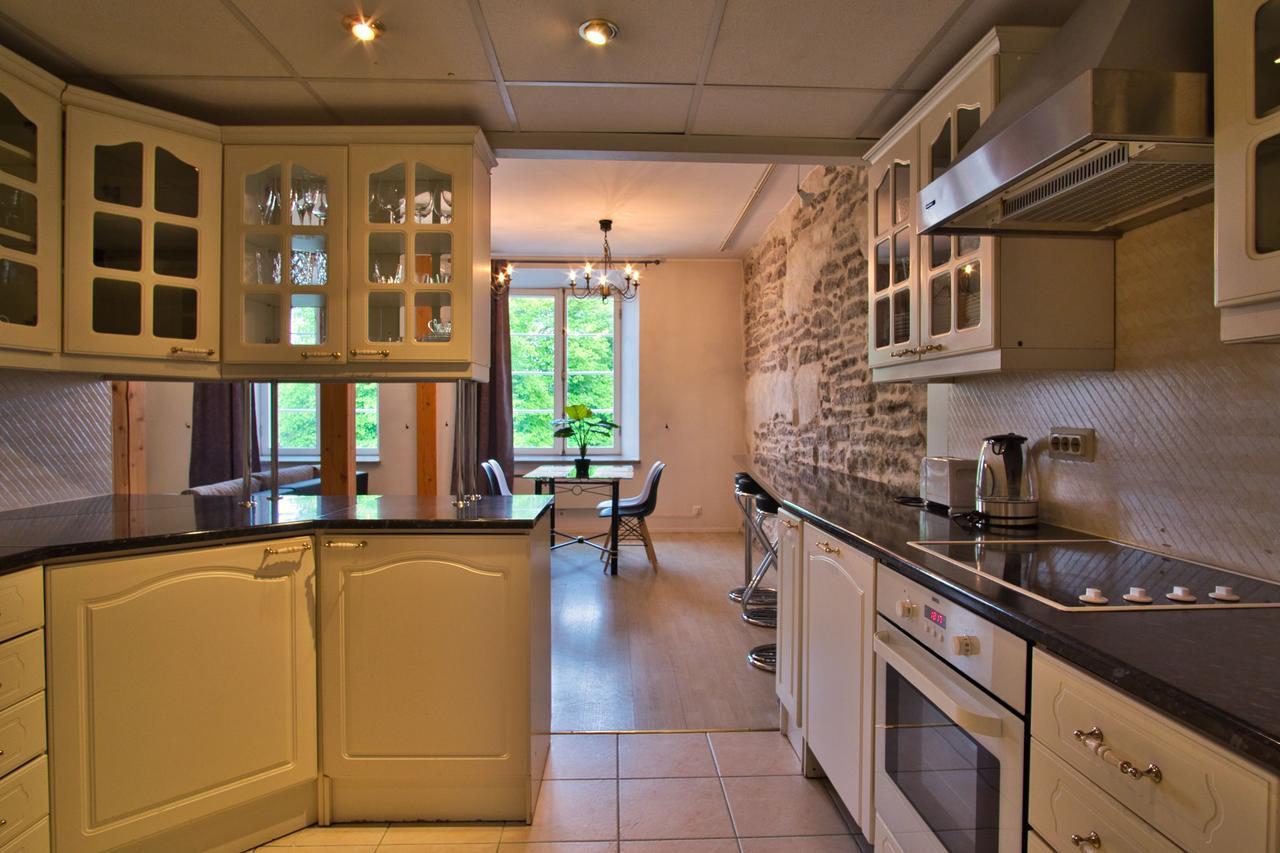 Dream Stay - Old Town Church View Apartment With Sauna Tallinn Extérieur photo